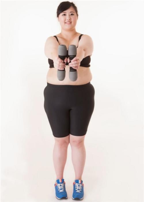 小腹婆|为何女人到中年，肚子赘肉多？建议：做好“4件事”，告别小腹婆