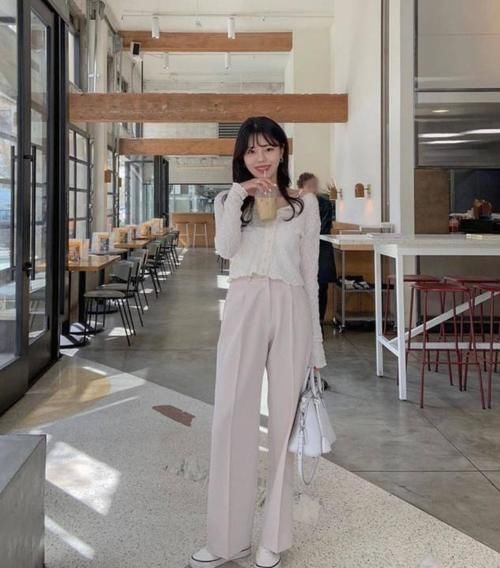 春季搭配灵感：这样配色时髦不撞衫，摆脱路人感