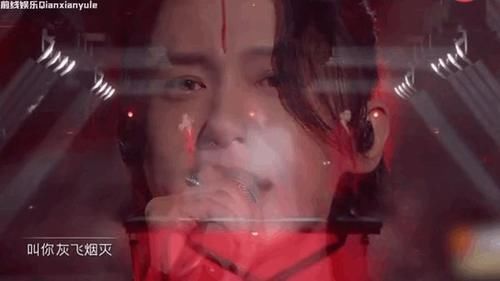 哥哥们在披荆斩棘，但人气区别明显，部落队长成为关键因素？