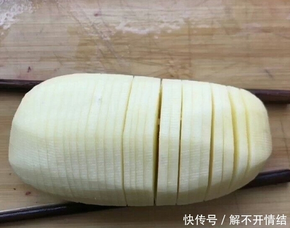 做法|土豆的这种做法,让你吃不够,快来看看吧