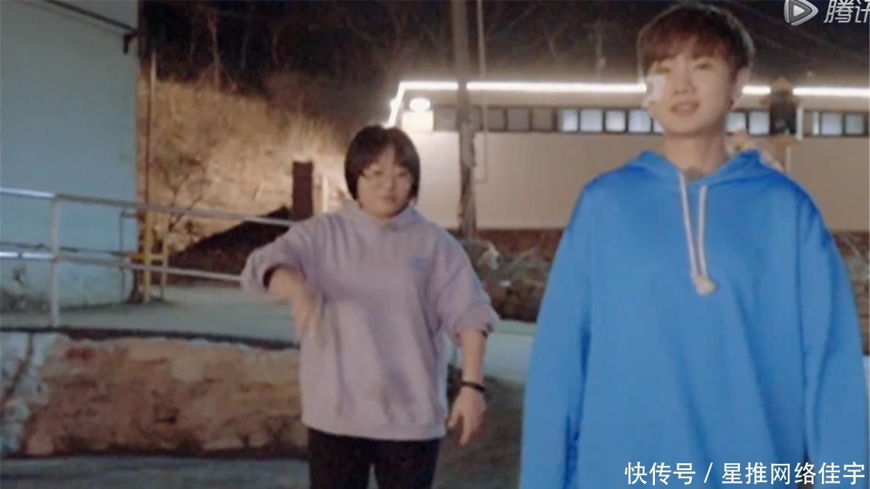 剩菜|舒淇建议把剩菜送人,李雪琴怕吃剩的不合适:两人合计一个好办法