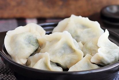 包饺子|入秋，我家包饺子用的馅，1块钱一斤，比白菜馅鲜，咬一口满嘴汁