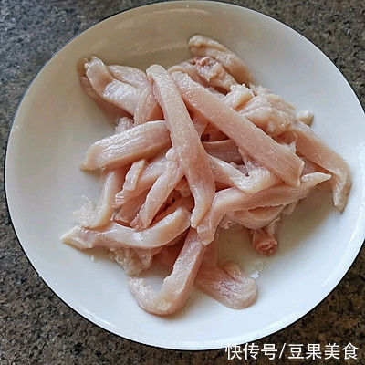 鸡肉卷这么做大人孩子都爱吃