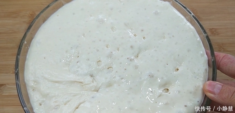 做法|发面饼又出新做法了,5分钟出锅,快速就能做好一顿早饭,超简单