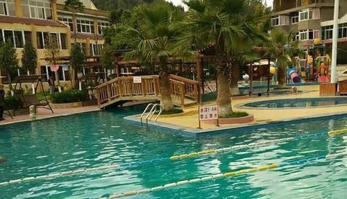 总是便秘的人,吃香蕉并不管用,坚持4件事,或能一拉到底