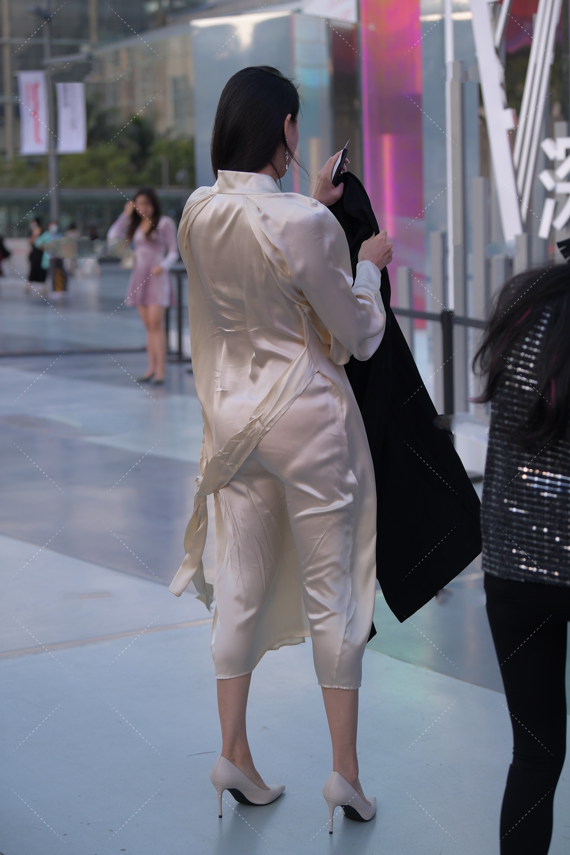 洒脱|绸缎面料连衣裙, 华丽典雅, 洒脱又时尚