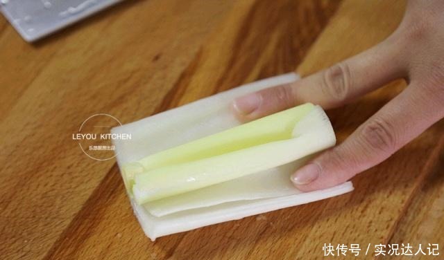 清蒸鱼,鲜嫩好吃不长肉,花几分钟学会,以后就是自己的拿手好菜!