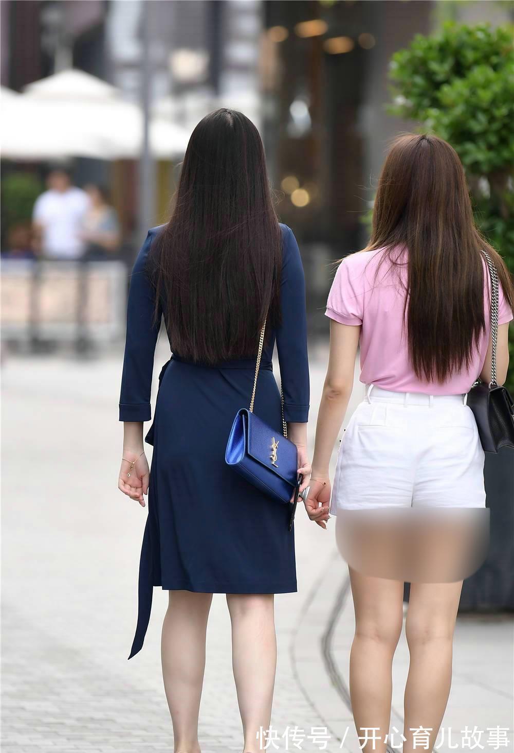 裙装|高腰半身裙，素色的穿搭提升了高雅的气质，端庄美丽又优雅
