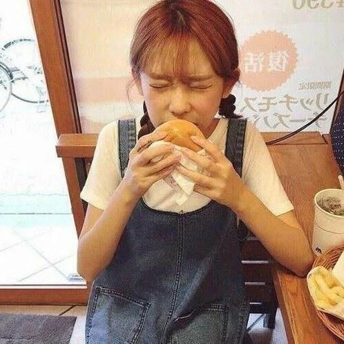 炸鸡|8岁女孩突来“例假”,只因每顿都吃这道菜,奉劝各位父母别再大意