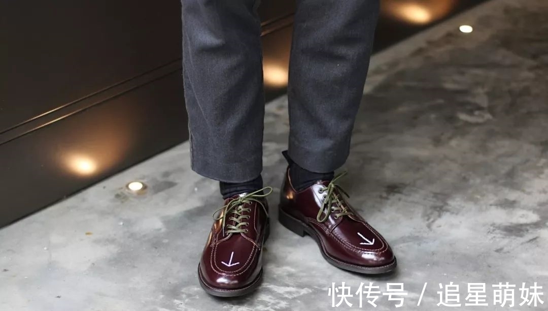鞋履 既能“正式”,也能“随意”的 Sanders
