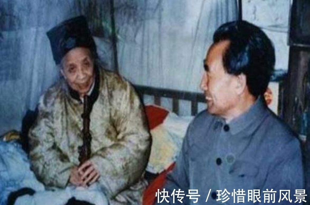 白玉仙姑$她是出生于清朝的女道士,一直活到2003年,临终前她只说了3个字