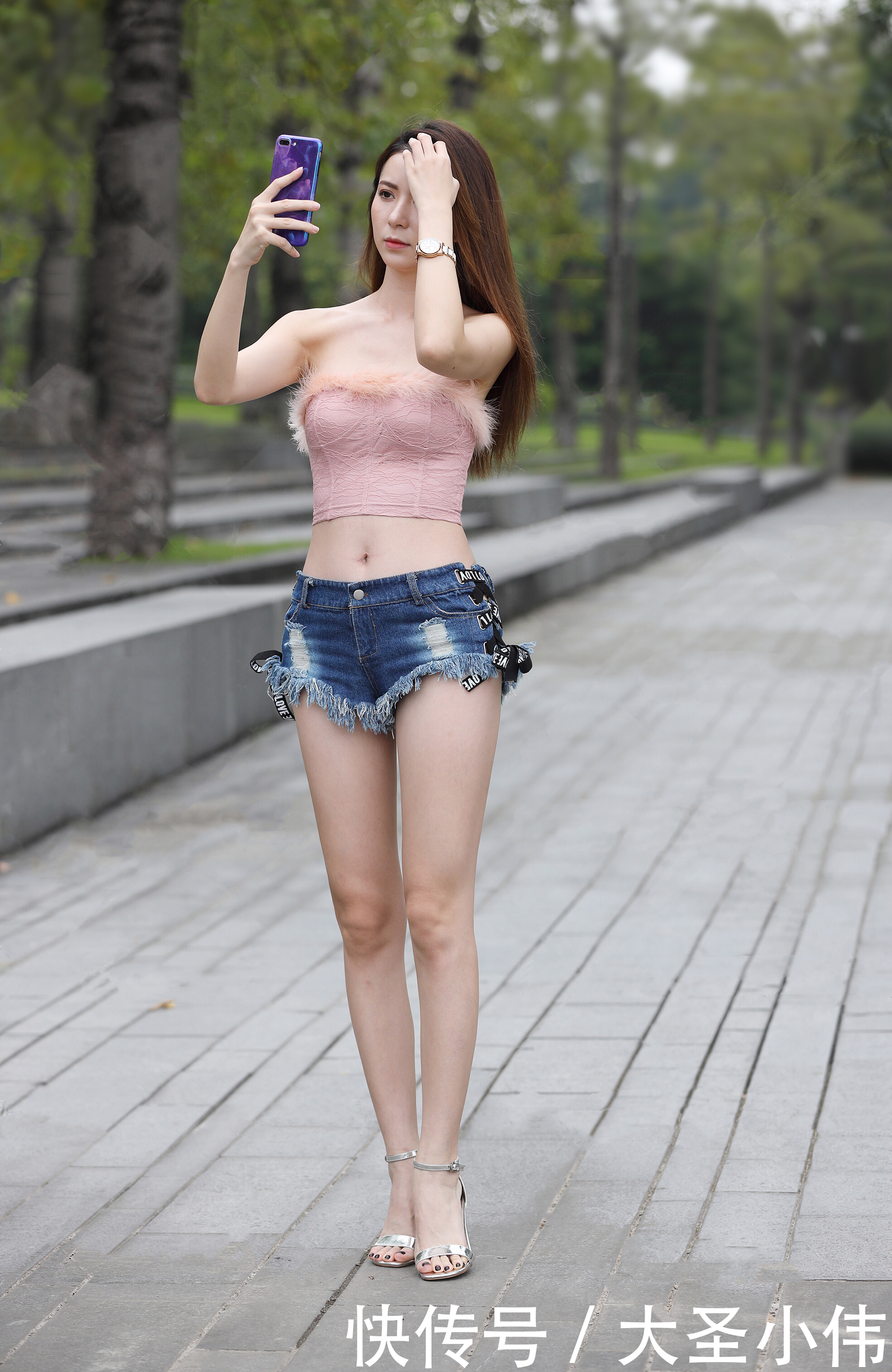 美女街拍完美的身材是什么样,小姐姐给了大家这个答案