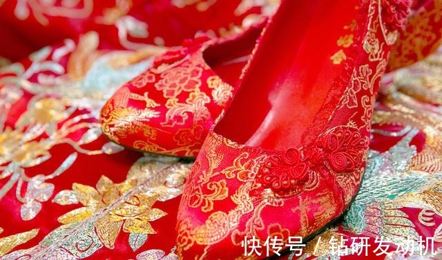 婚鞋|炫目耀眼,高贵又优雅,那些值得精挑细选的婚鞋!