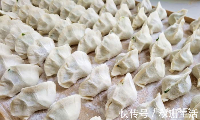 韭菜饺子馅|调韭菜饺子馅，牢记“2个要点3不放”，韭菜鲜嫩不出水，越吃越香