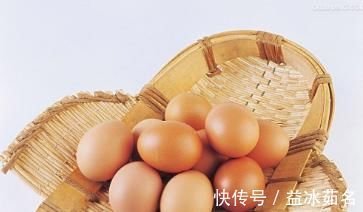保护膜|鸡蛋这样存放，会变成“毒鸡蛋”？网友：这个提醒太及时了