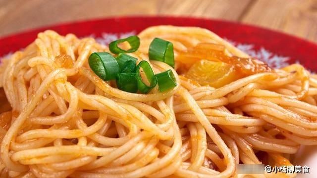 关键|意大利面好不好吃，放什么油是关键，很多人用错了，难怪不好吃