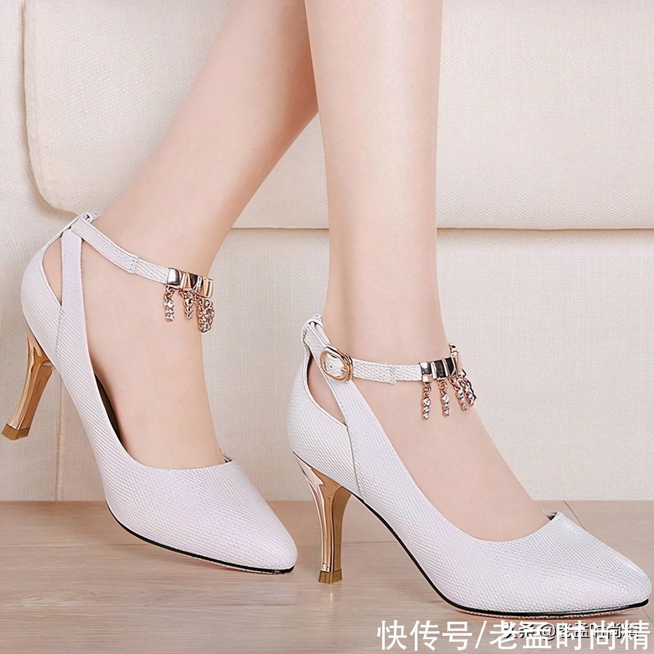 韩版 尖头搭上细高跟,塑造优雅女人味,尽显高挑迷人