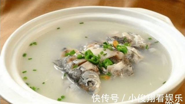 圣女果|女性更年期不要怕花钱,常吃10种碱性食物,多运动补充雌激素