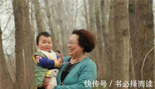 孩子|有三种老人很适合带娃,越带孩子越聪明,是的话恭喜了