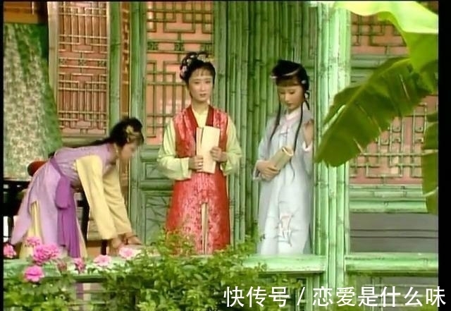 宝钗|同林黛玉才情在伯仲之间的薛宝钗，为何不愿教香菱学诗？