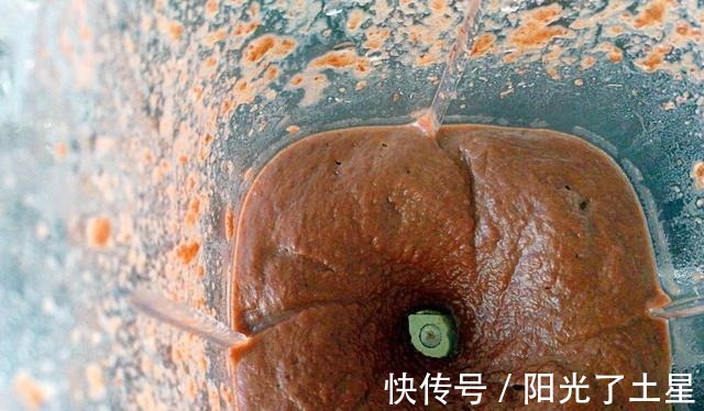懒人红豆沙，一个电饭煲就能搞定，软糯清甜，没有添加更健康！
