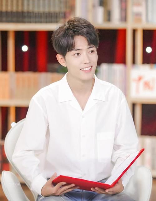 職黑們|肖戰(zhàn)最新花絮現(xiàn)場(chǎng)公布，觀眾：微笑太治愈，我的心都融化了