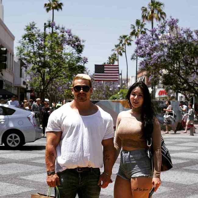 韩国|韩国姑娘健身为增重，120斤的体重，粗腿很明显