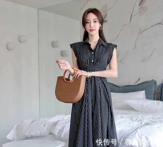 轻熟|孙允珠时尚穿搭:曼哈顿立体时尚竖条纹轻熟裙