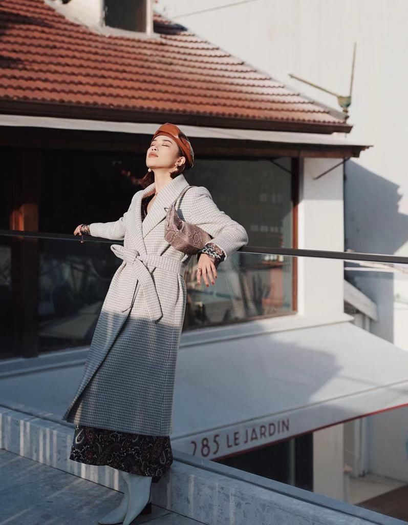 开春穿搭不用复杂，学时尚博主穿，气质提升不少