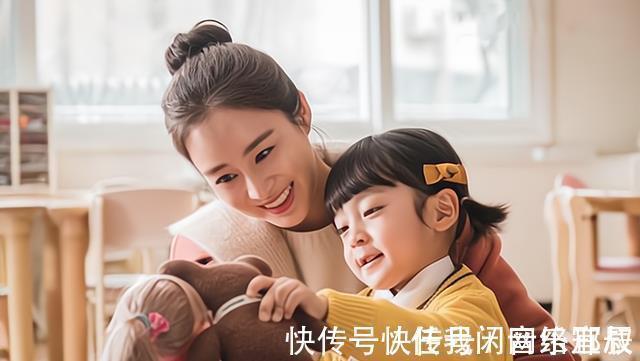 夫妻两人|夫妻不能生育,领养的孩子长得越来越像妻子,亲子鉴定结果喜人