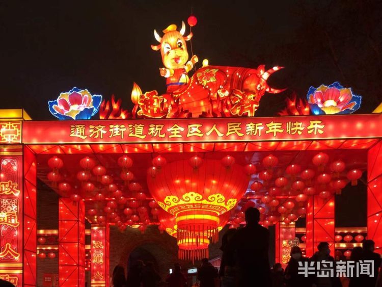 即墨古城年味浓郁，游人如织