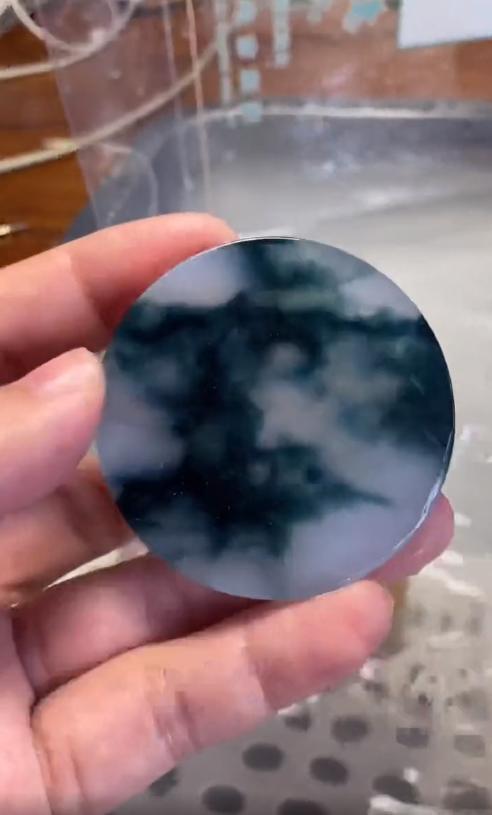 手镯@一块兰花呆板的手镯心,定制一幅天然水墨画,最终力挽狂澜!