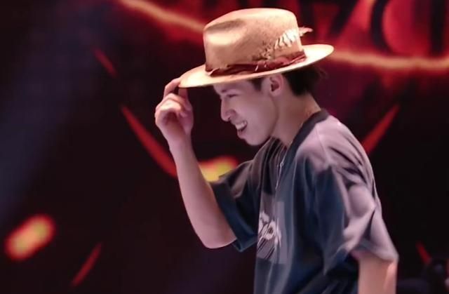 《这!就是街舞》王一博蝉联冠军队长,叶音两年后成为“双冠王”