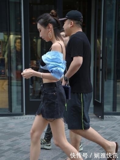 抹胸 小姐姐太会穿了,个性抹胸,穿出了让人误解的气息感