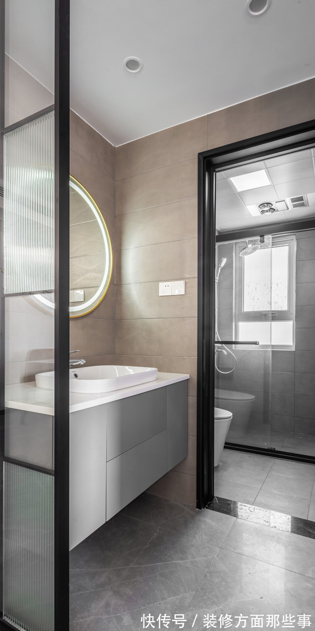 罗马柱|114平简约风三居室没有华丽的修饰,你所需要的都这里开始