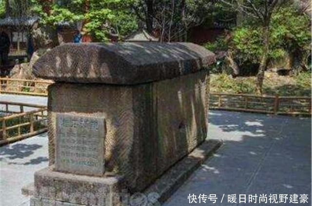 发掘|诸葛亮之墓被发掘?墓中场景轰动了历史,专家:他没骗我们