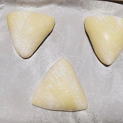 #健康甜蜜烘焙料理#红豆肉松麻薯包