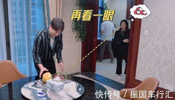 爸爸去哪儿|张亮去王岳伦家里做客,做了一桌菜,李湘用高脚杯喝矿泉水?