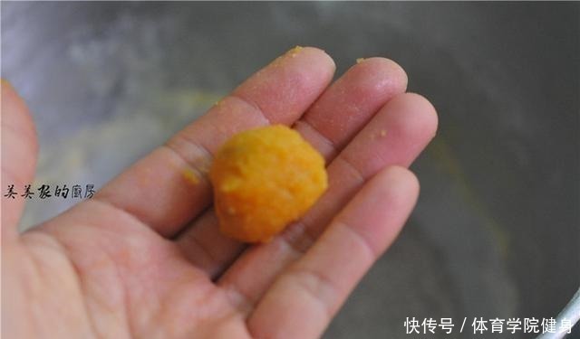 男女|不论男女，早上空腹吃它，等于慢跑2小时，清肠排便，口臭也消失！