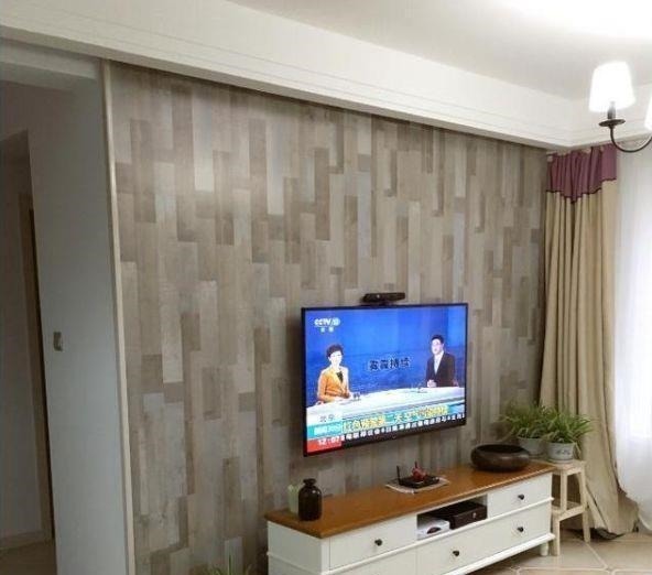 背景墙|老婆硬要把冰箱放玄关,墙上装木板,完工我愣了,这设计第一次见