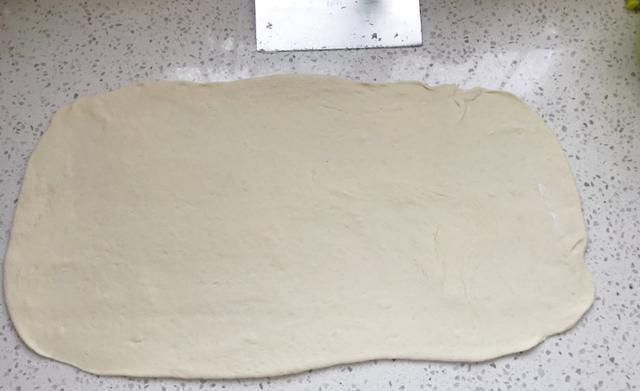 好吃的水煎花卷,拧一拧转一转煎一煎,5分钟出锅