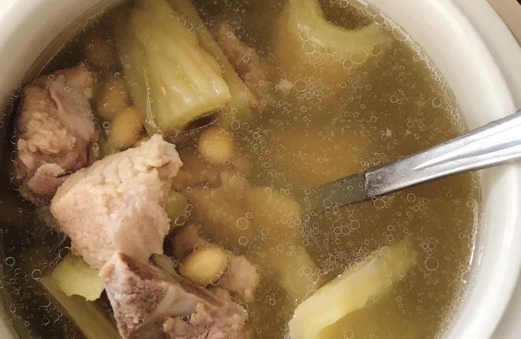 入秋之后,广东人爱喝这6道汤,滋补润燥又营养,让你轻松过秋