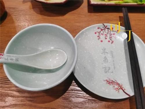  吃饭|一个人在粥铺里不喝粥，看我点了些什么下酒菜，61元晚餐还行吧