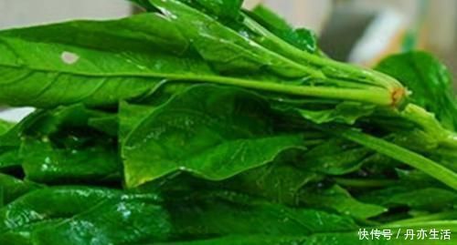 延缓衰老|爱美女人的“大红包”来了,常吃3种食物,排毒养颜,延缓衰老