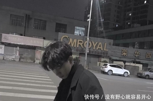 情侣|最近火了一组“不像情侣”情头,看到最后一组,甜到要得糖尿病!