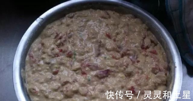 酥脆|炸酥肉时，记住这3个技巧，保证炸出来的酥肉不仅酥脆，还不回软！