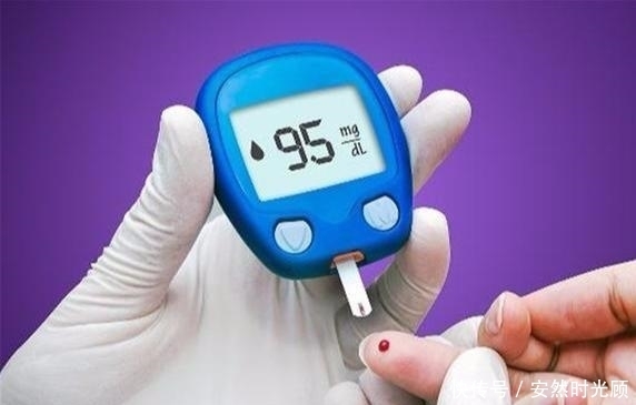 饮料|睡觉时,若有3个表现,十有八九是“糖尿病”悄悄来临,别忽视