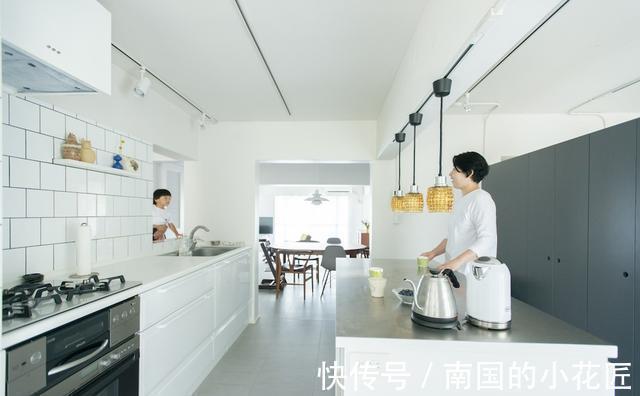 白墙|中古家具的绝佳背景，是全屋大白墙