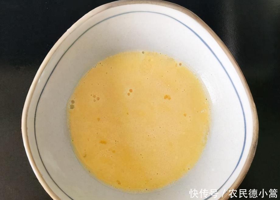 大厨|炸小鱼时，有人裹粉有人挂蛋液，大厨：教你正确做法，香酥不回软