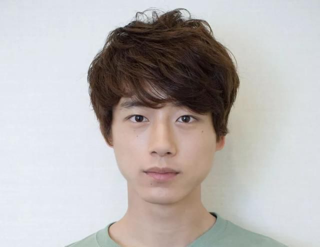 齐刘海 男生们,找对发型比找对女朋友还重要颜值从60到80没问题